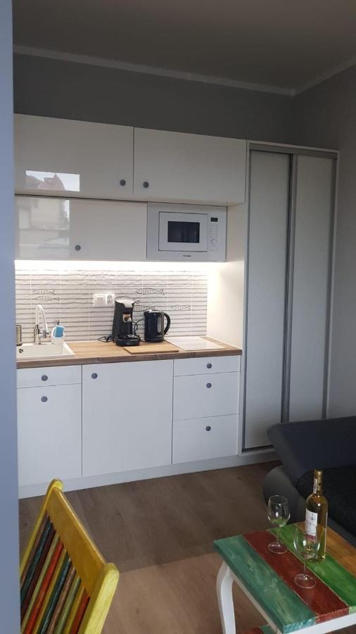 Uroczy Apartament Happy 01 Z Widokowym Tarasen Na Dachu - Tuz Przy Plazy !!! Niechorze Exterior foto