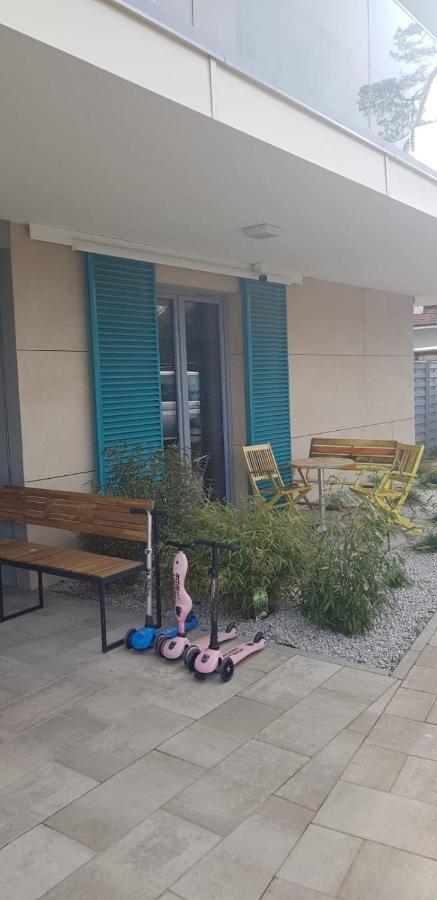 Uroczy Apartament Happy 01 Z Widokowym Tarasen Na Dachu - Tuz Przy Plazy !!! Niechorze Exterior foto